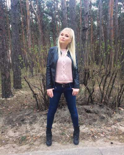 Yuliu (26 years) (Photo!) gets acquainted with a man for serious relations (#3295572)